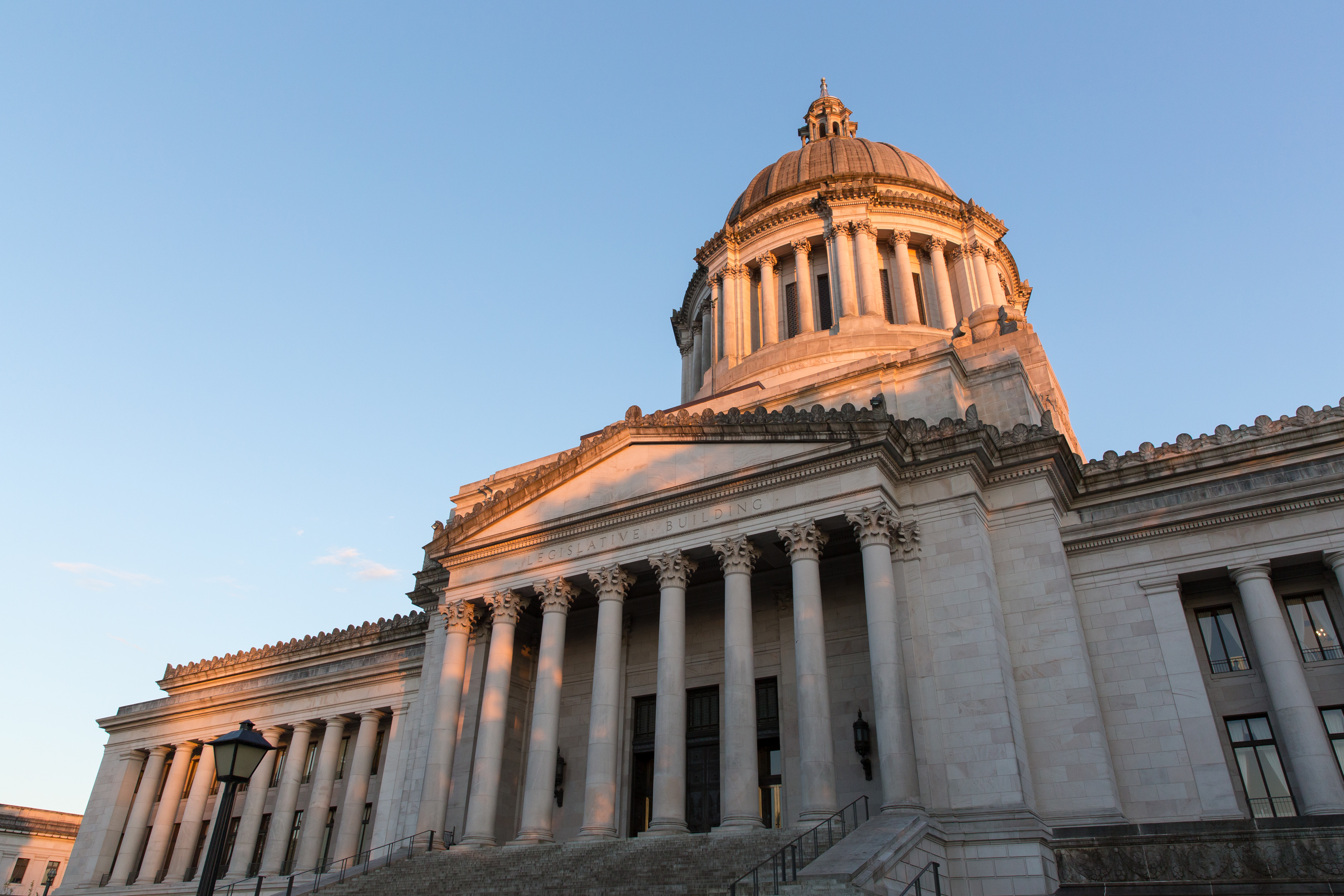 This Week in Olympia 8/26-8/29: Legislature Sues Gov, Eastern WA Worries About Fire and Water, and Prison Problems